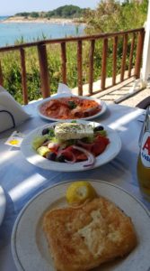 Ile kosztuje obiad w greckiej tawernie?